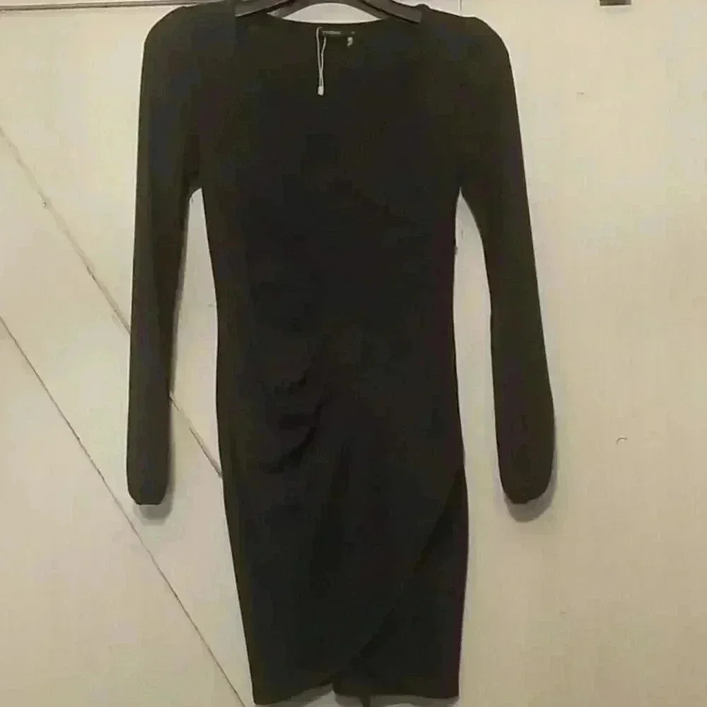 Theme Dress - Picture 5 of 7